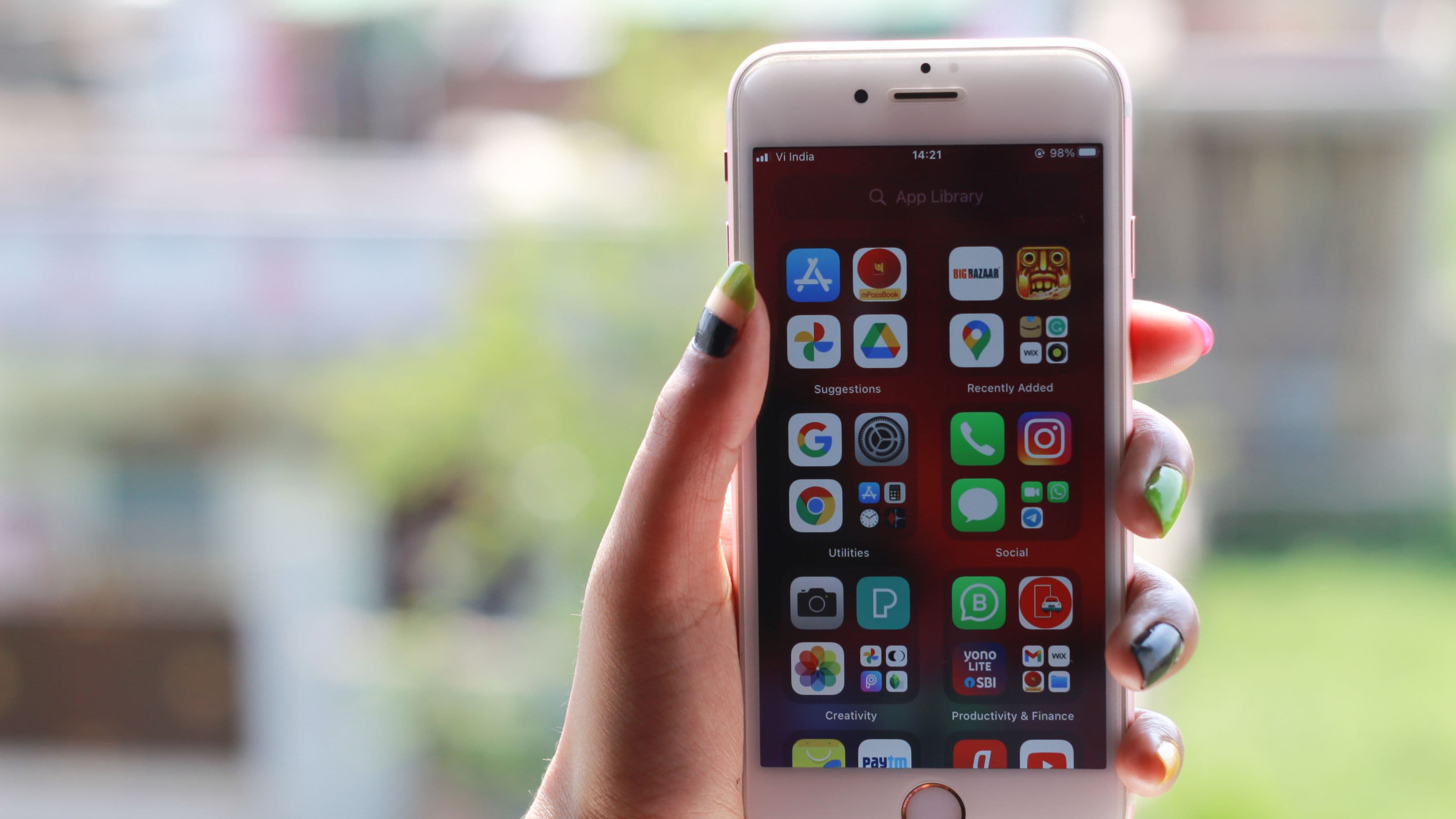 How Screen Time Apps Actually Change Your Relationship with Your Phone
